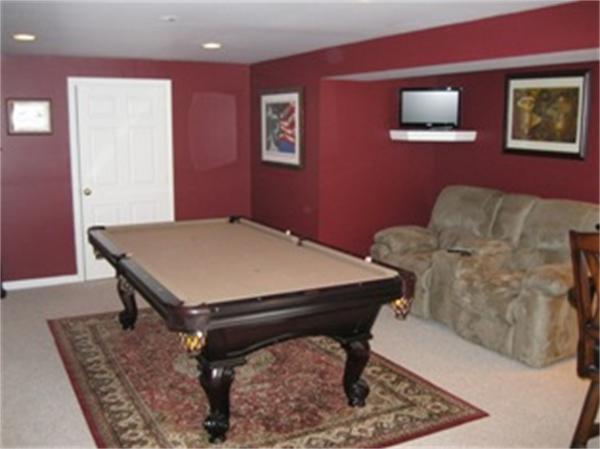 515 Raymond Road Plymouth, MA 02360 - Photo 7 of 9 Gallery Image 7