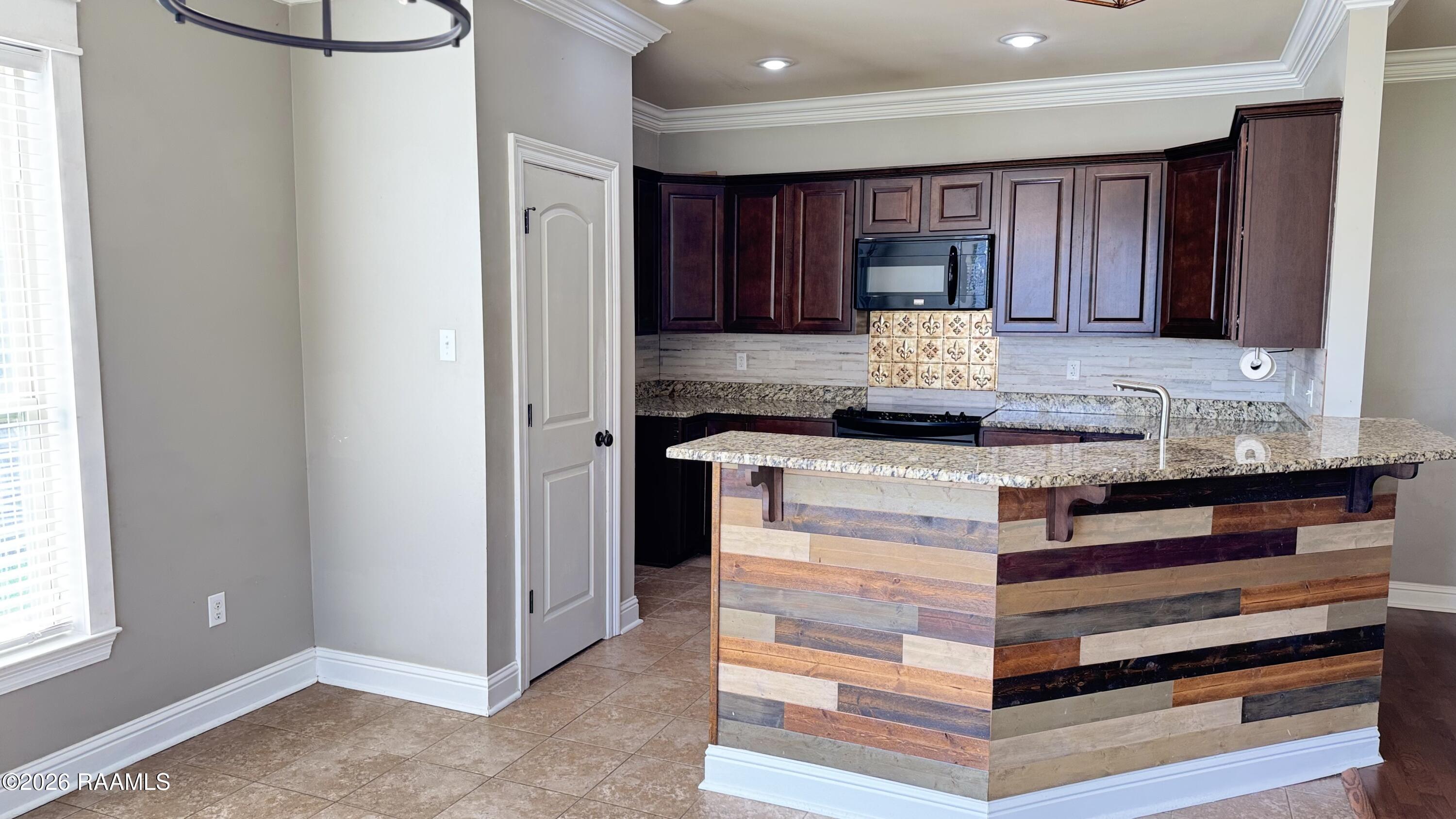 205 Rocky Ridge Street Youngsville, LA 70592 - Photo 4 of 14 IMG_6312