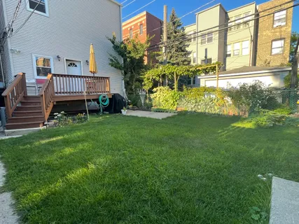 $2,500 | 1613 West Berwyn Avenue, Unit 1, Chicago, IL 60640