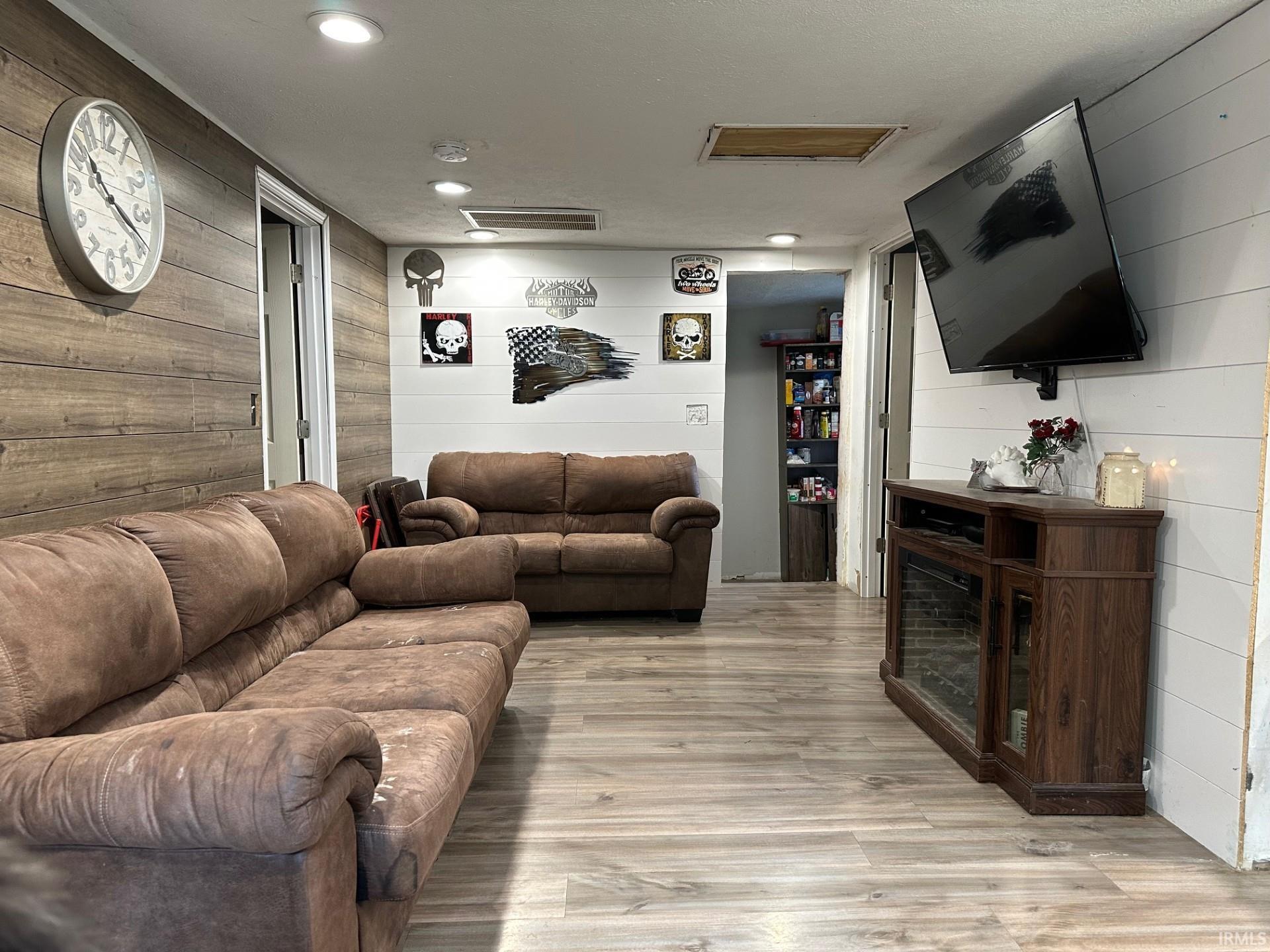 80 Lane 116 Lake Lagrange, IN 46761 - Photo 7 of 21