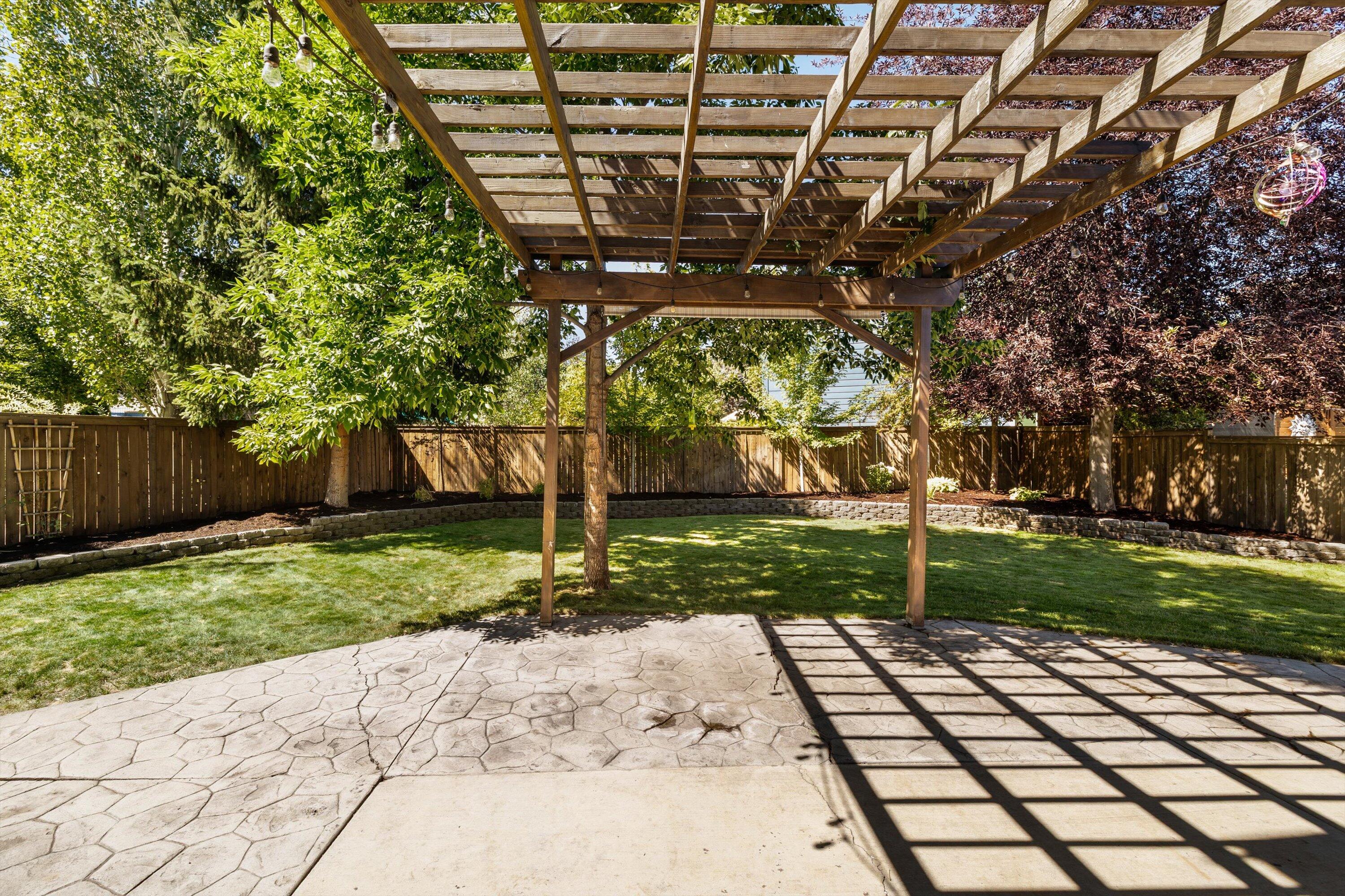 63503 Ranch Village Drive Bend, OR 97701 - Photo 35 of 39 43-6671_250813_JILLROSELL