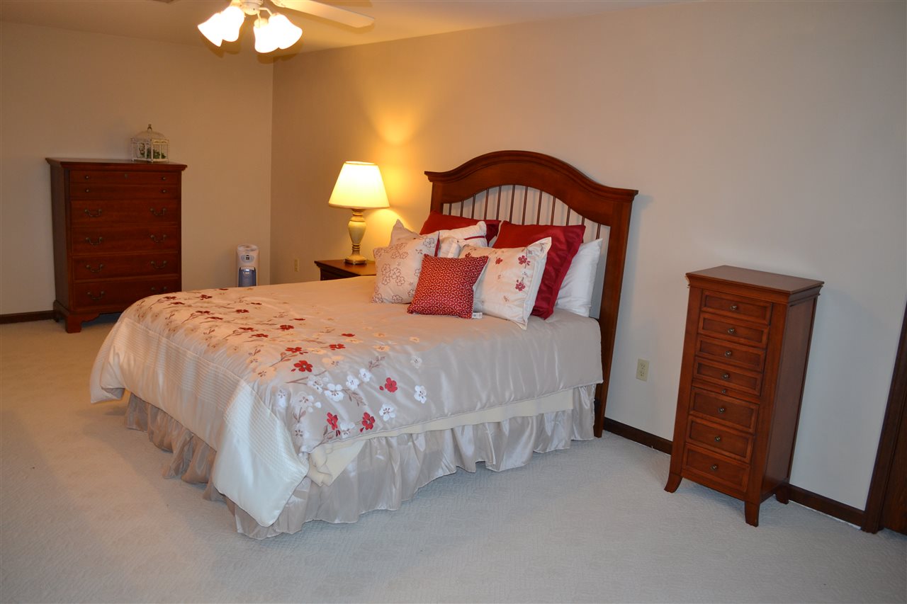 448 Spring Beach Road Rome City, IN 46784 - Photo 15 of 35