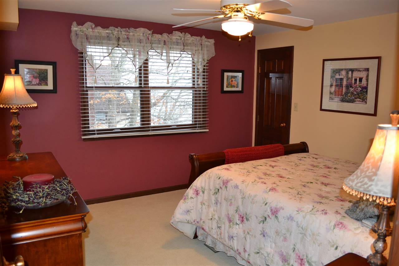 448 Spring Beach Road Rome City, IN 46784 - Photo 17 of 35