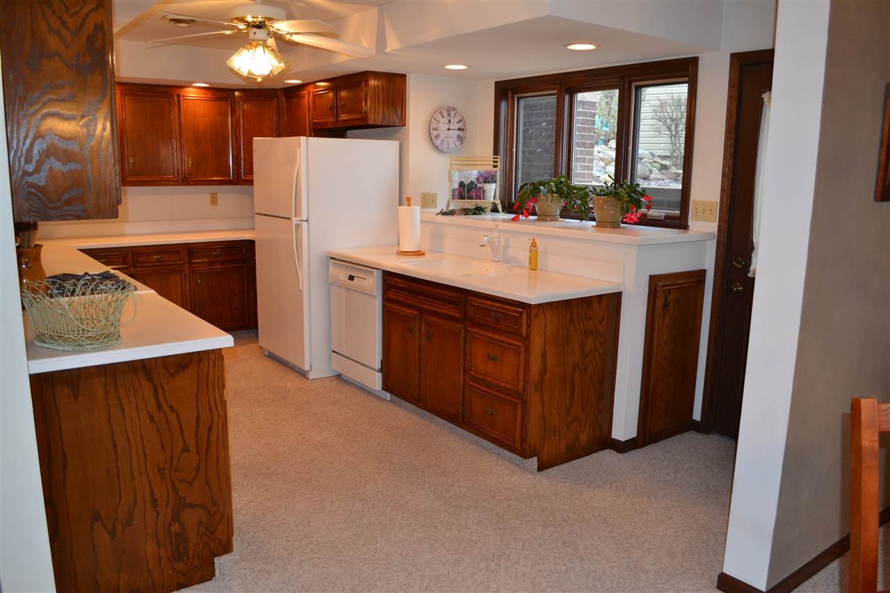 448 Spring Beach Road Rome City, IN 46784 - Photo 7 of 35