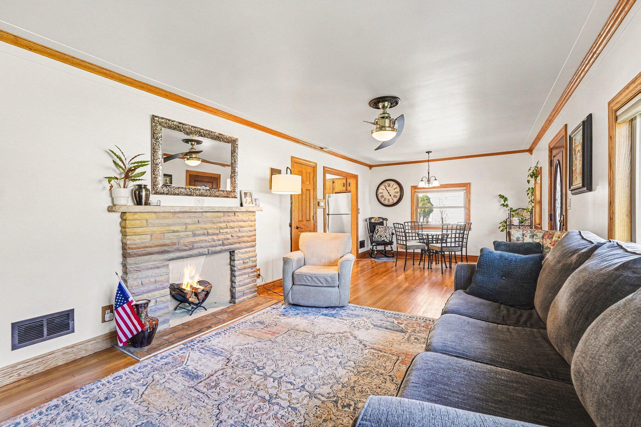 739 Old Gate Road Northwest Grand Rapids, MI 49504 - Photo 7 of 34 008_file_5086