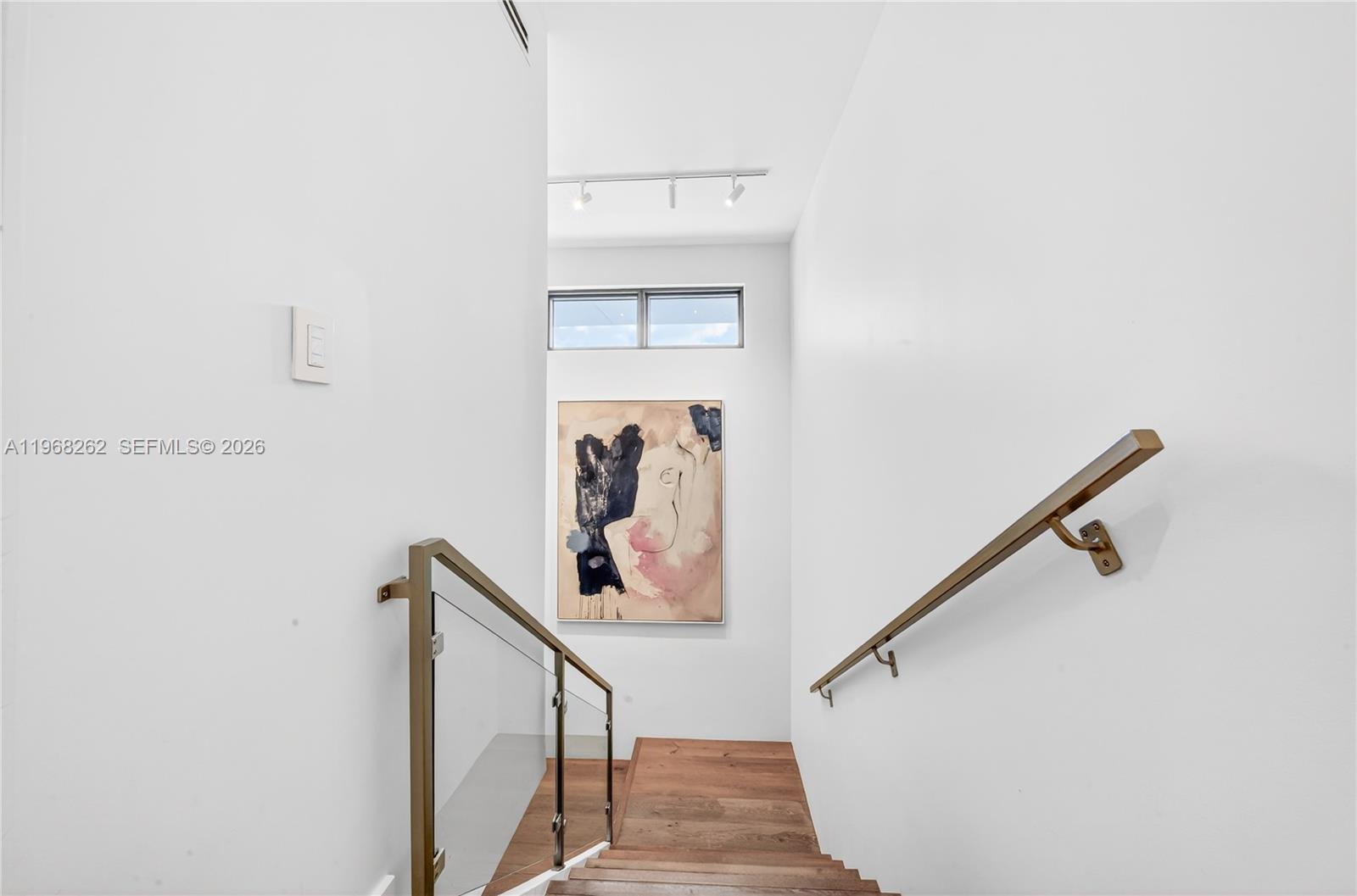 601 Northeast 36th Street, Unit 3407 Miami, FL 33137 - Photo 17 of 41 a view of entryway