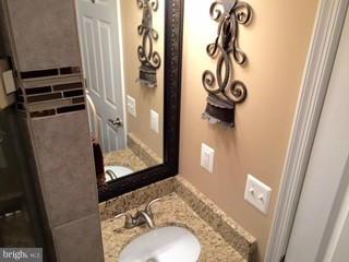 4753 Sands Road Harwood, MD 20776 - Photo 10 of 27 Interior (General)