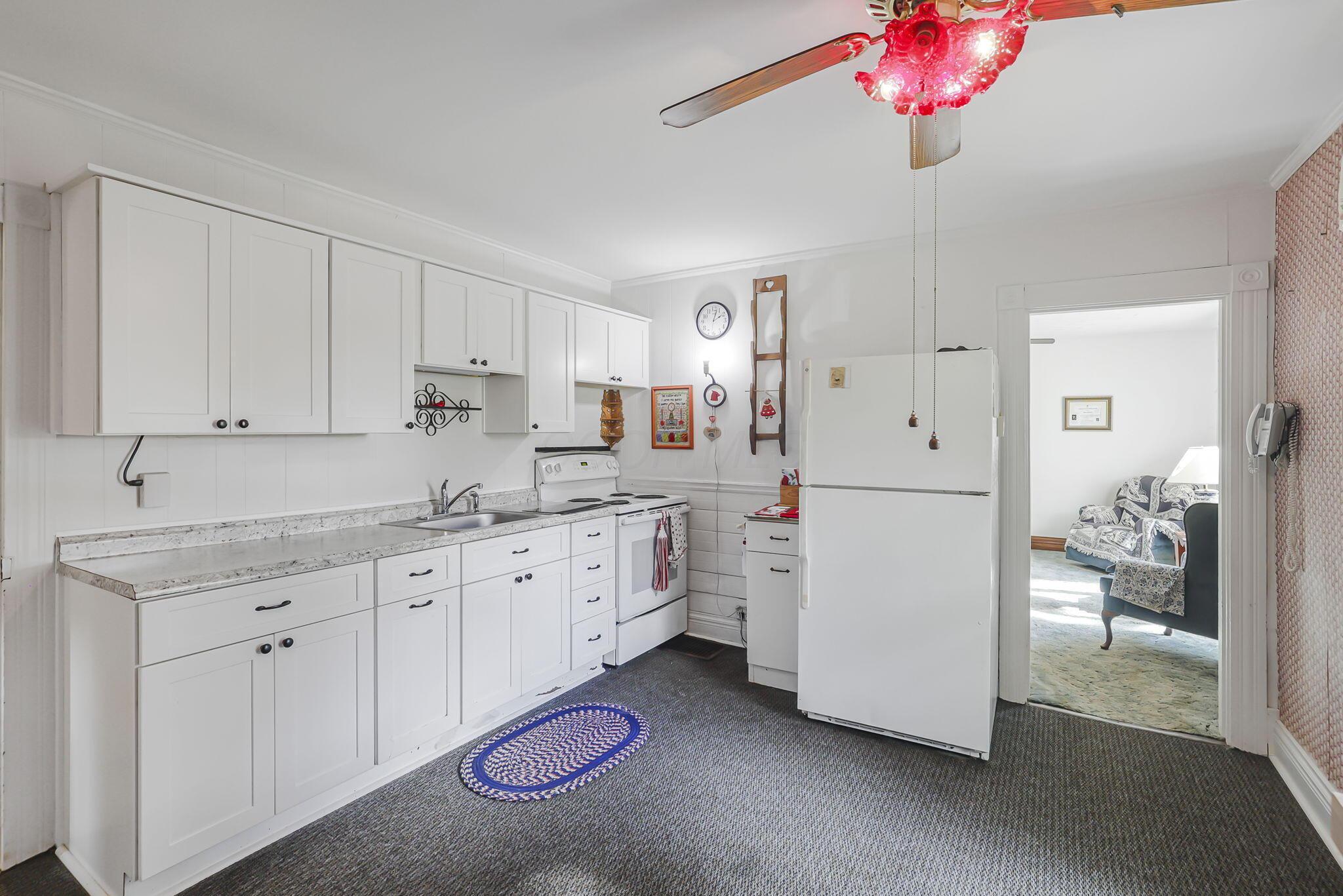 2259 Montgomery Road Northeast Newark, OH 43055 - Photo 21 of 44 19-web-or-mls-0N4A8939