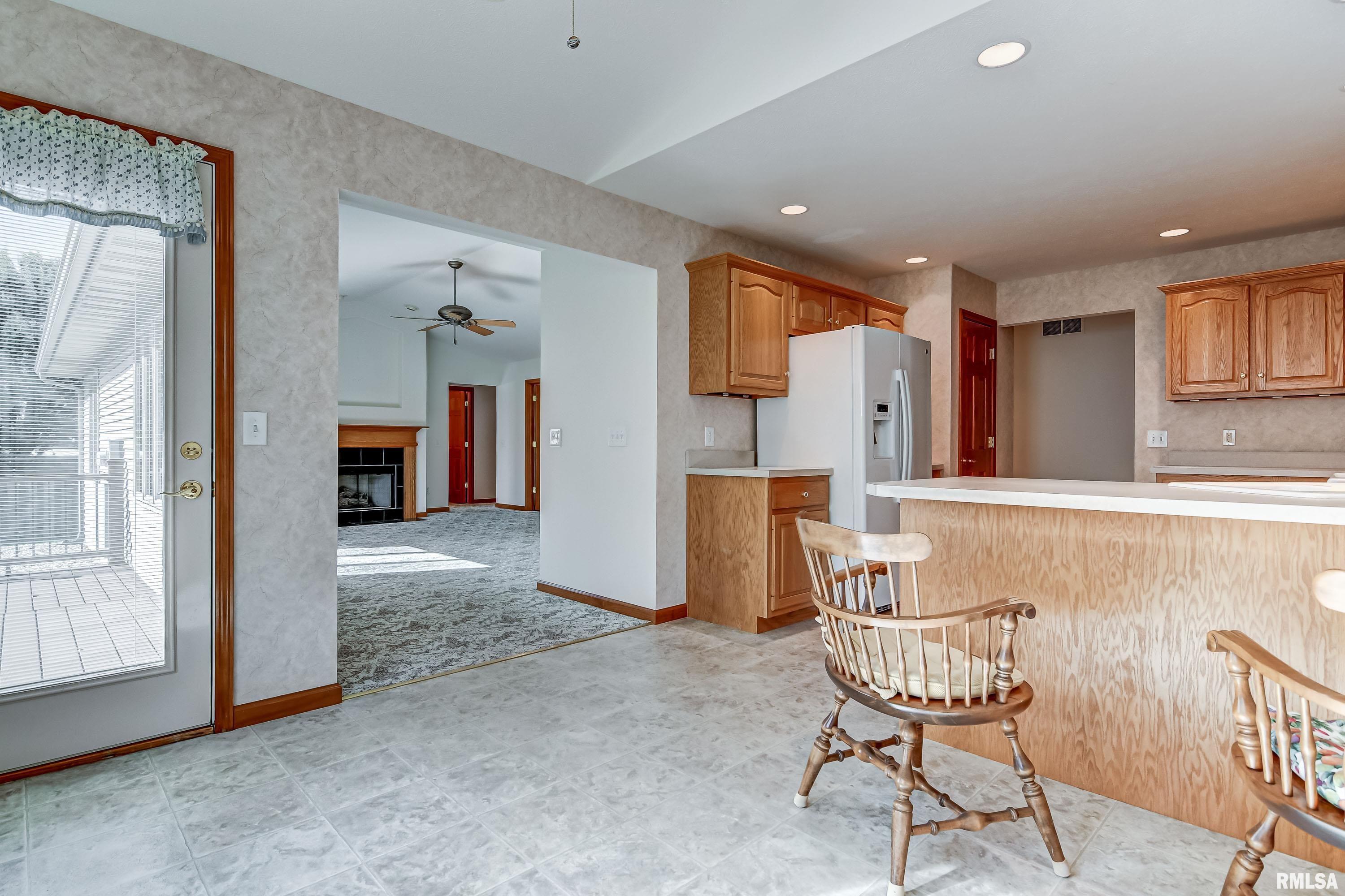 5408 Manhattan Drive Springfield, IL 62711 - Photo 12 of 49 Gallery Image 12