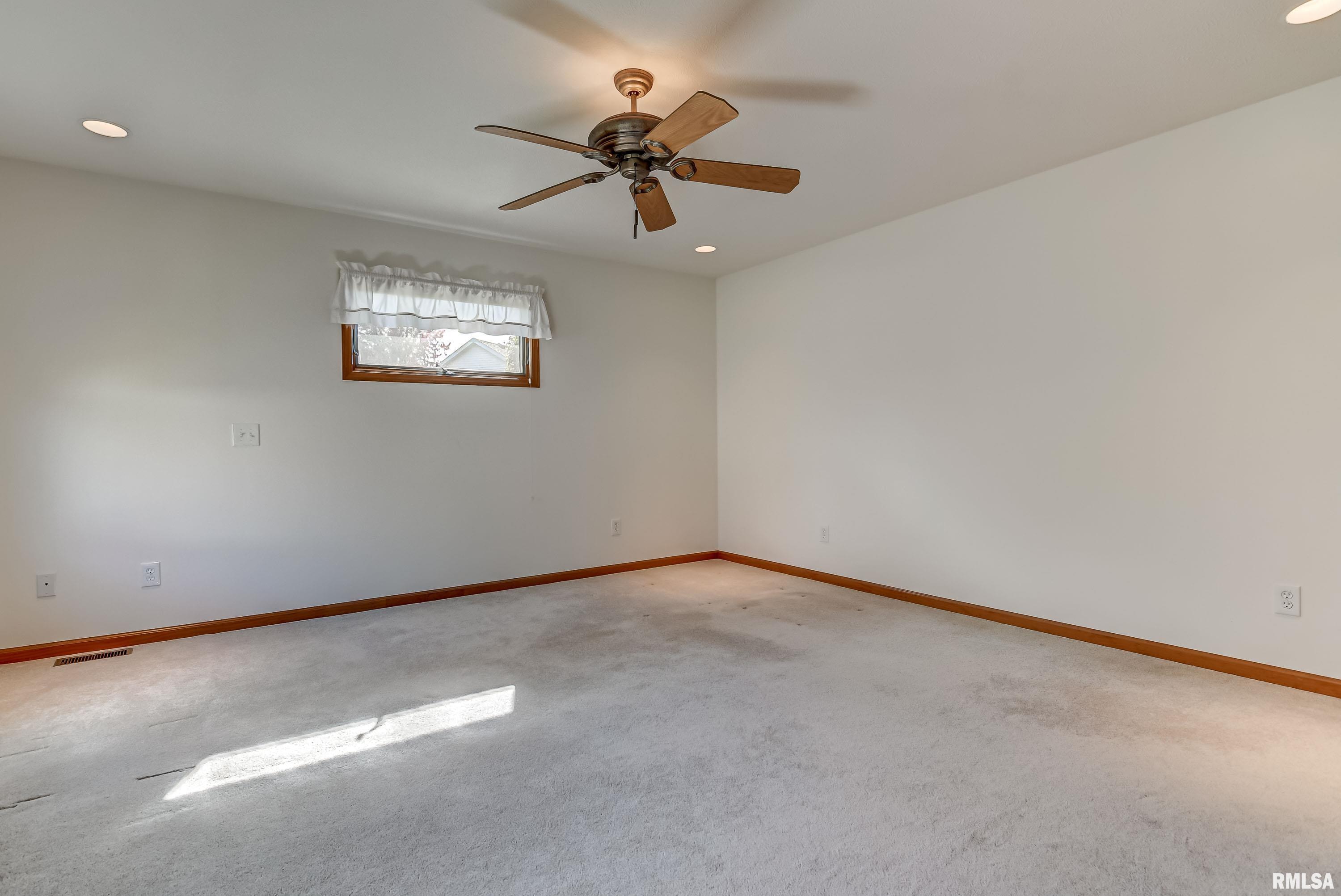 5408 Manhattan Drive Springfield, IL 62711 - Photo 16 of 49 Gallery Image 16