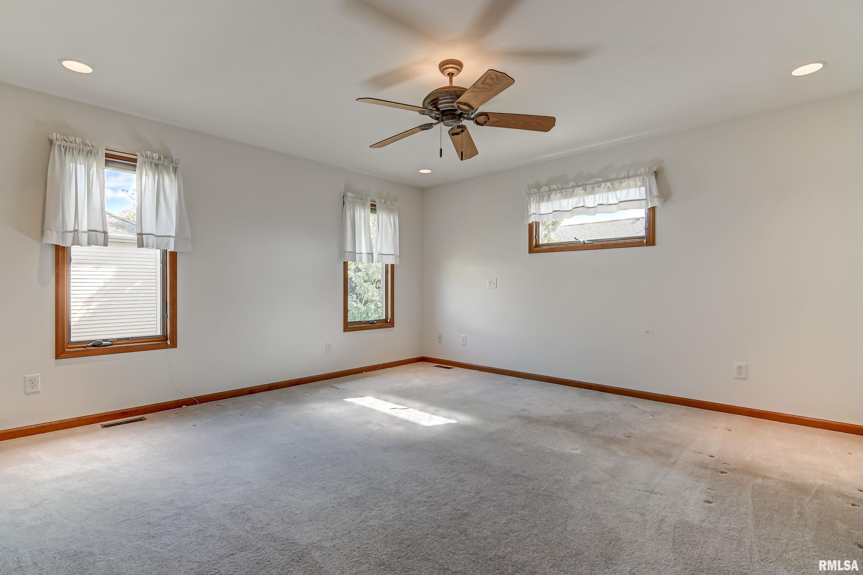 5408 Manhattan Drive Springfield, IL 62711 - Photo 19 of 49 Gallery Image 19