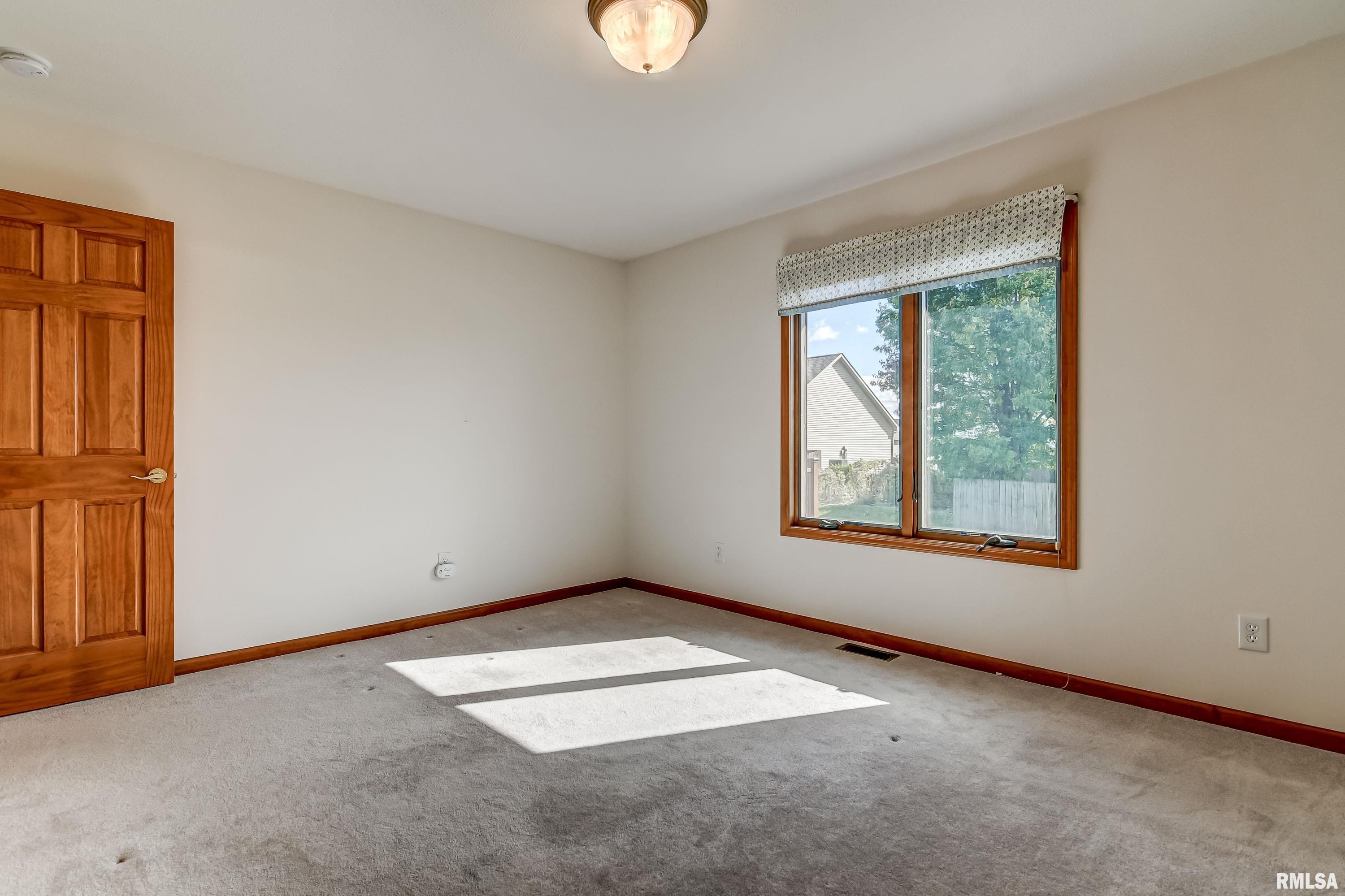 5408 Manhattan Drive Springfield, IL 62711 - Photo 26 of 49 Gallery Image 26