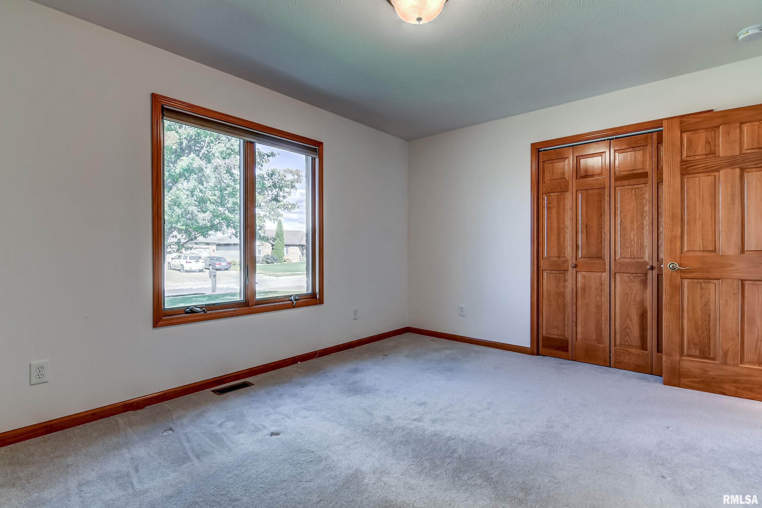 5408 Manhattan Drive Springfield, IL 62711 - Photo 31 of 49 Gallery Image 31