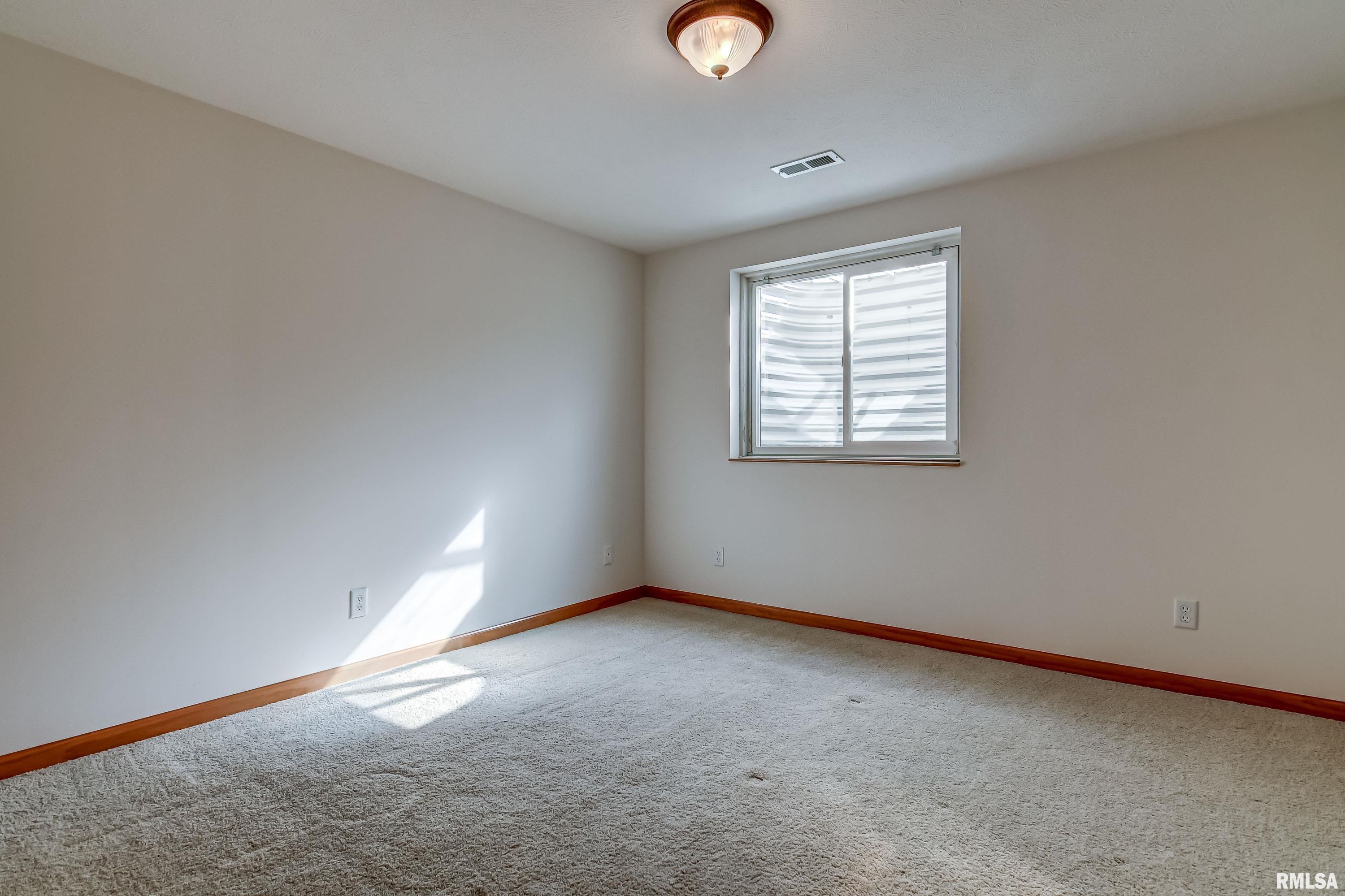 5408 Manhattan Drive Springfield, IL 62711 - Photo 37 of 49 Gallery Image 37