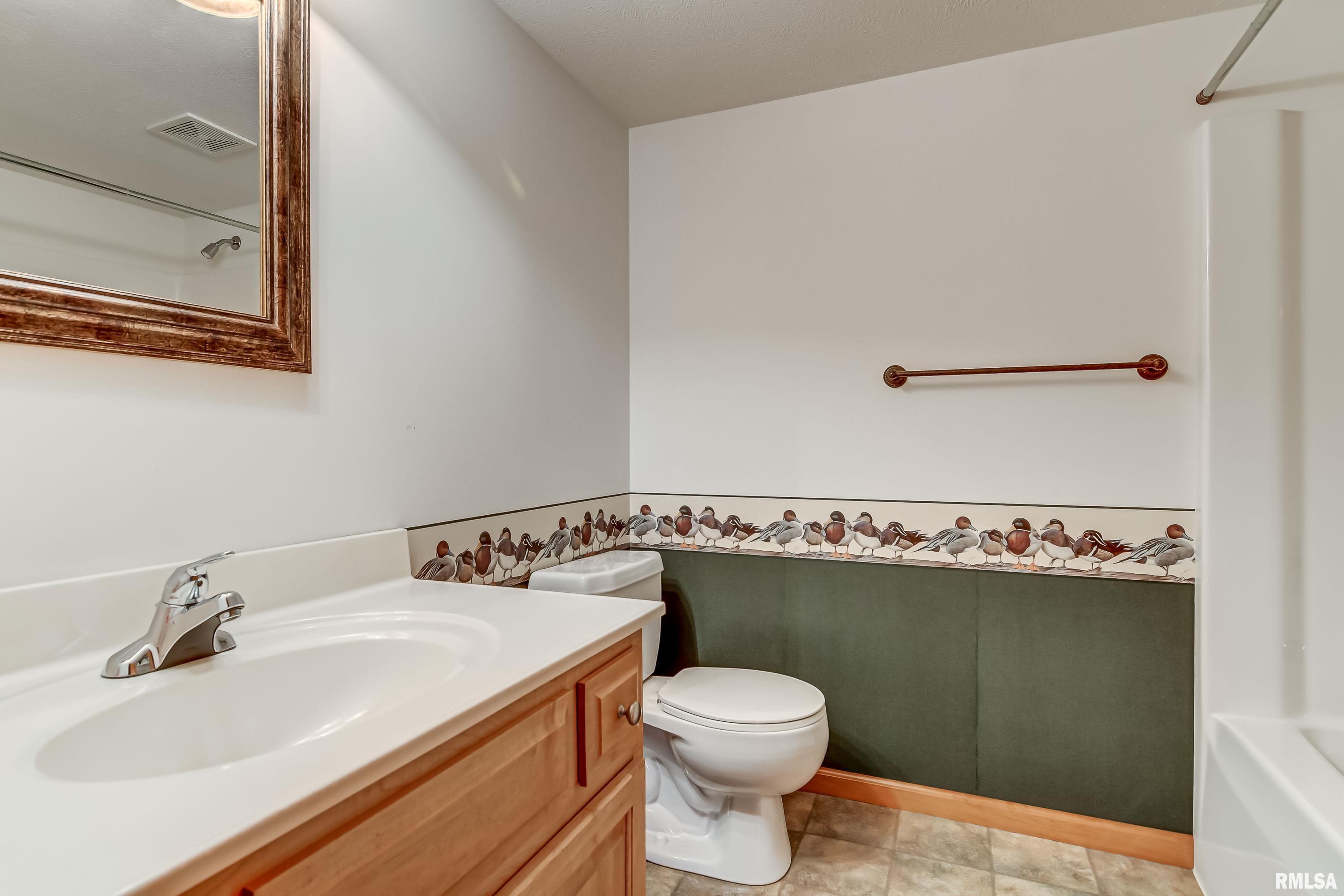5408 Manhattan Drive Springfield, IL 62711 - Photo 39 of 49 Gallery Image 39