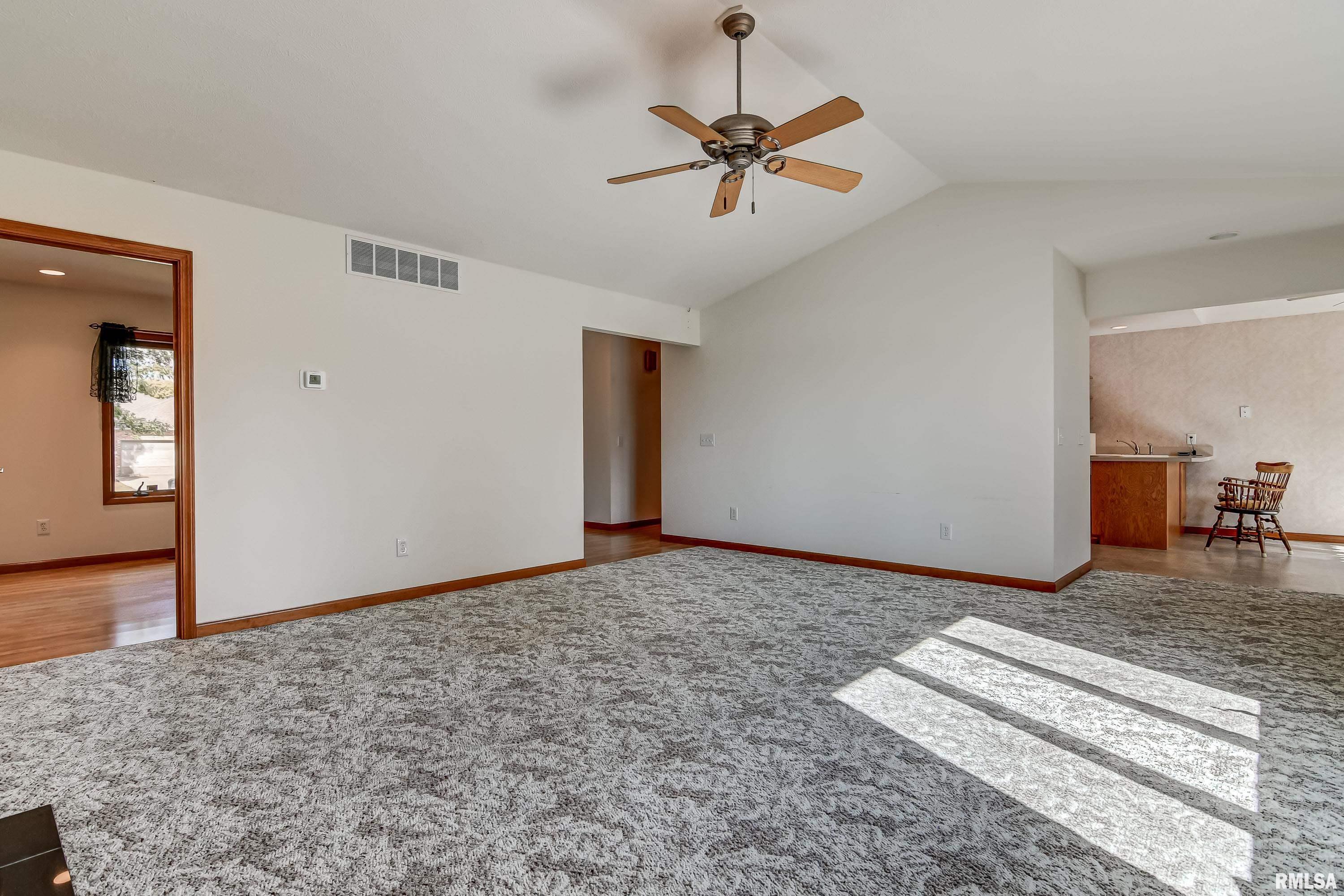 5408 Manhattan Drive Springfield, IL 62711 - Photo 5 of 49 Gallery Image 5