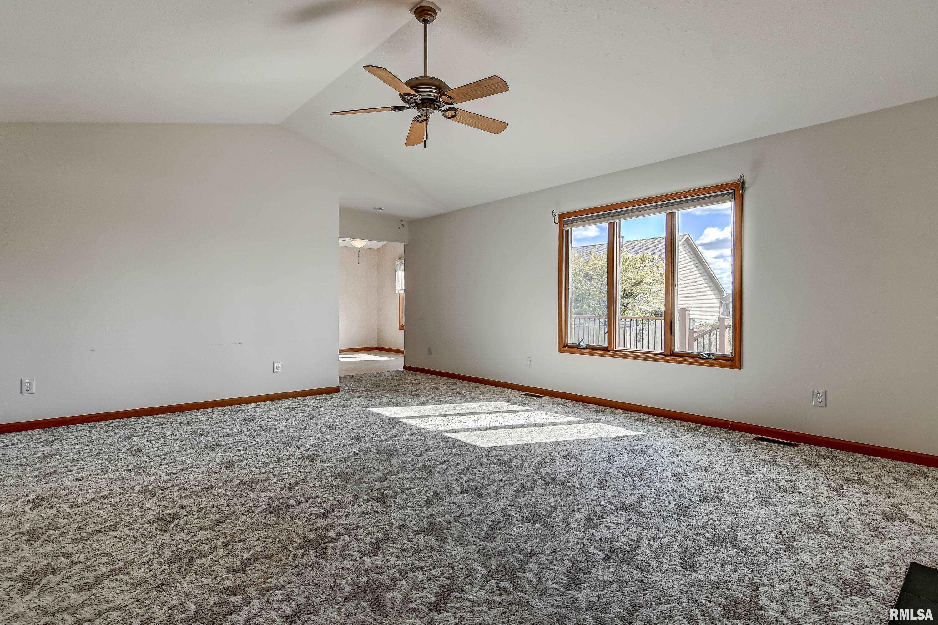 5408 Manhattan Drive Springfield, IL 62711 - Photo 6 of 49 Gallery Image 6