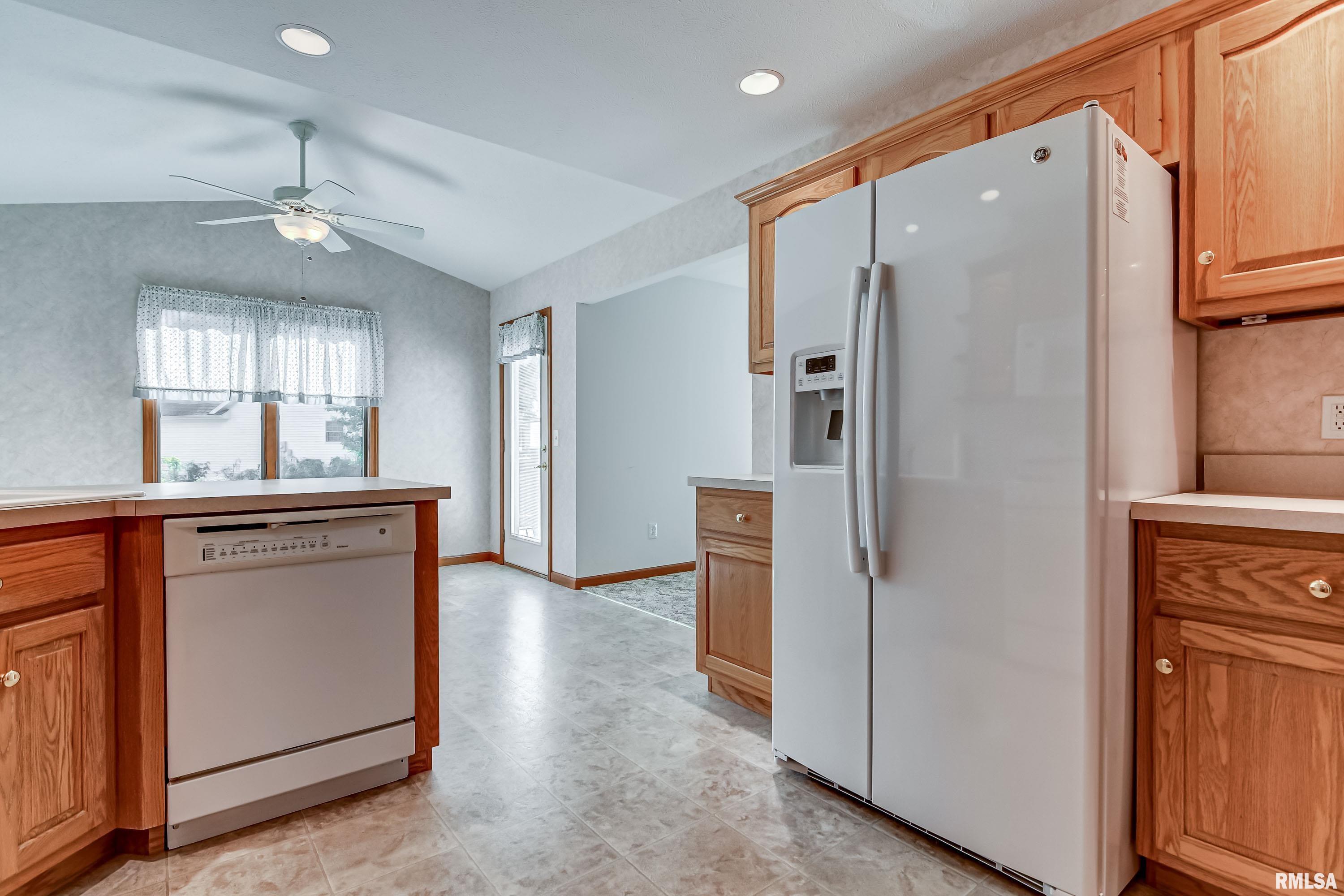 5408 Manhattan Drive Springfield, IL 62711 - Photo 9 of 49 Gallery Image 9