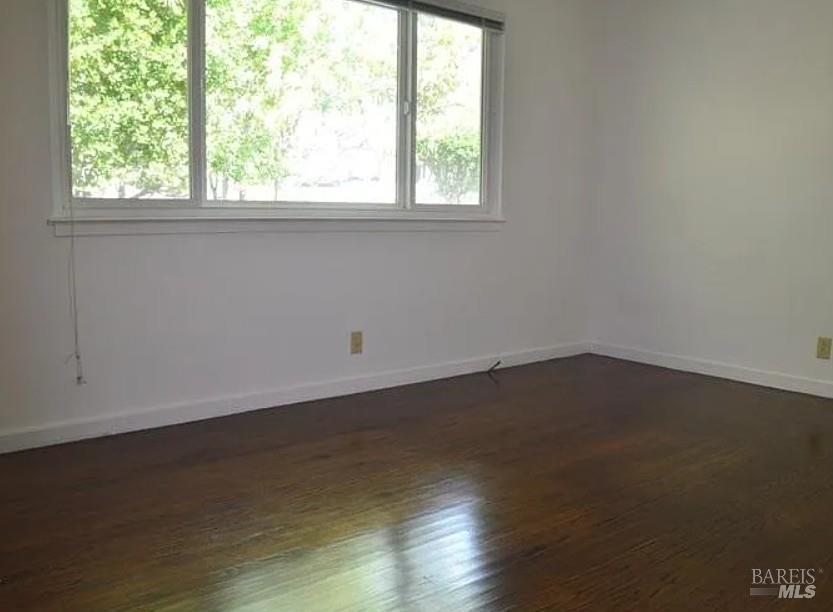 11 Chestnut Avenue San Rafael, CA 94901 - Photo 7 of 13