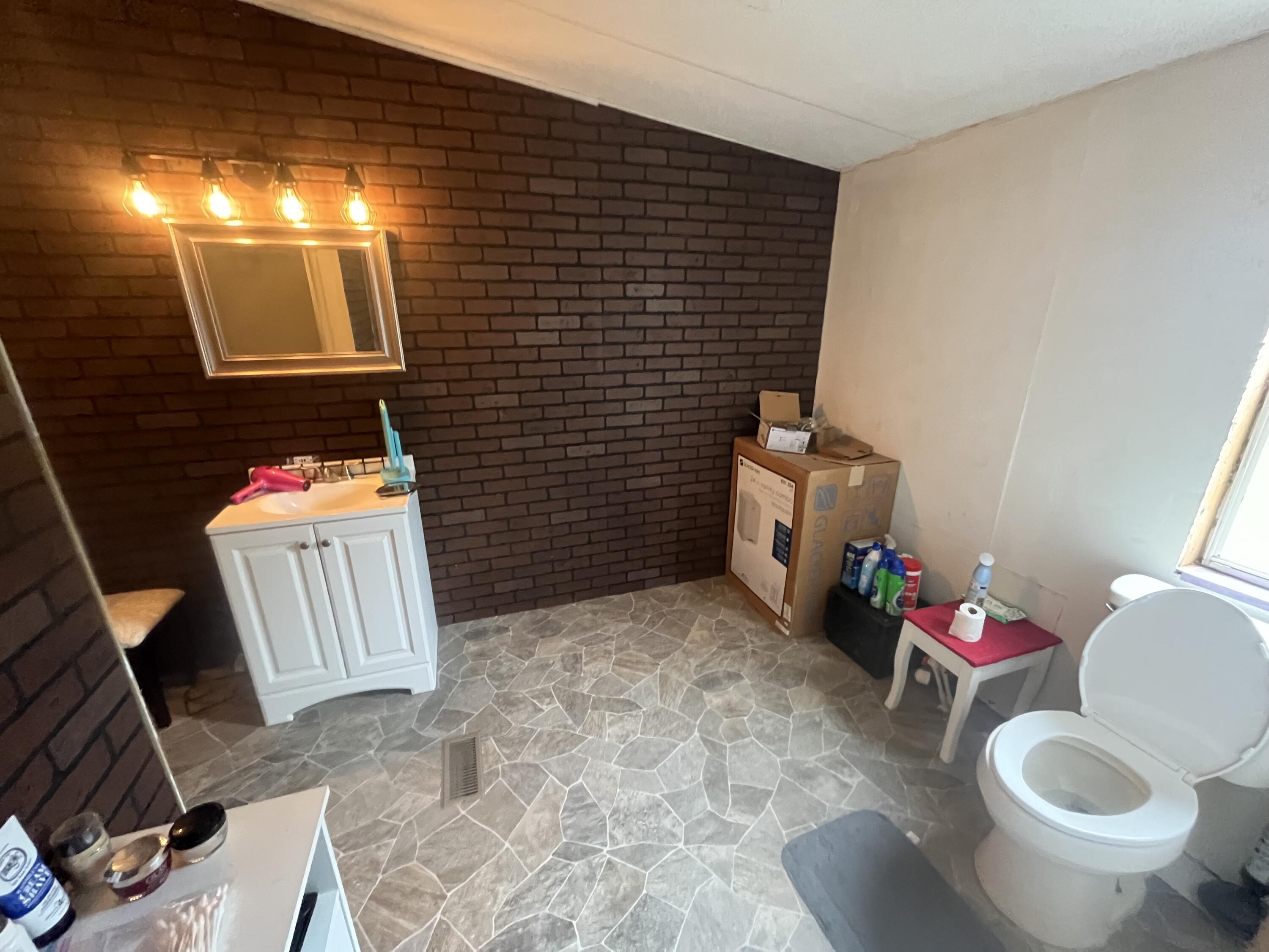 4611 Canary Way Crestview, FL 32539 - Photo 9 of 17 Master Bath 1