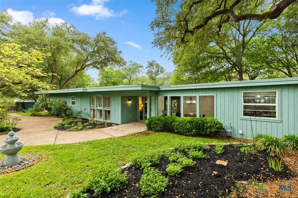 $594,000 | 2422 Marlandwood Road, Temple, TX 76502