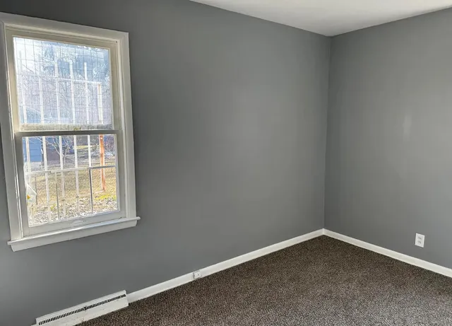 $49,900 | 505 West Ruth Avenue, Flint, MI 48505