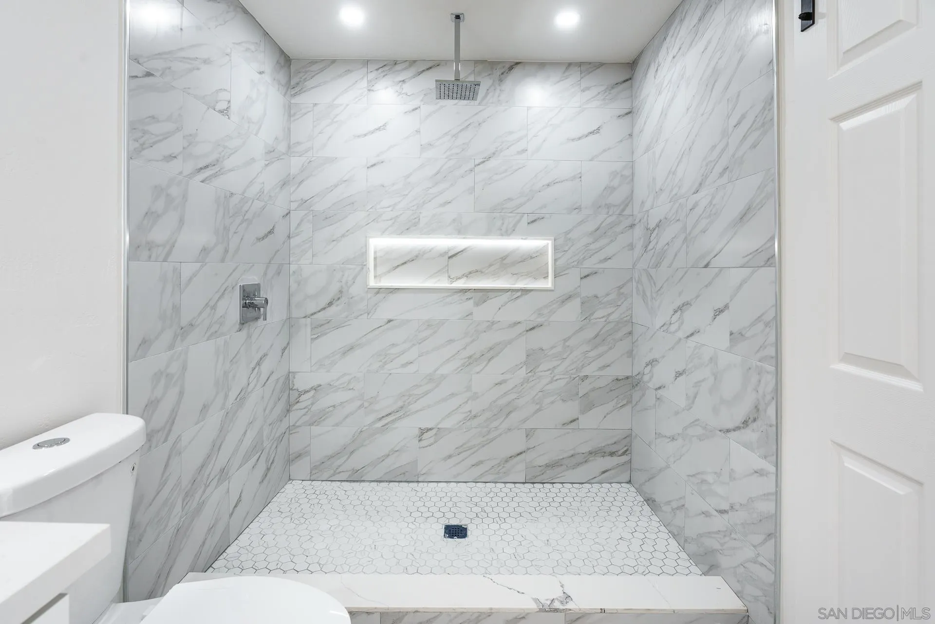 9208 Brookside Circle Spring Valley, CA 91977 - Photo 17 of 31 a bathroom with a shower and a toilet