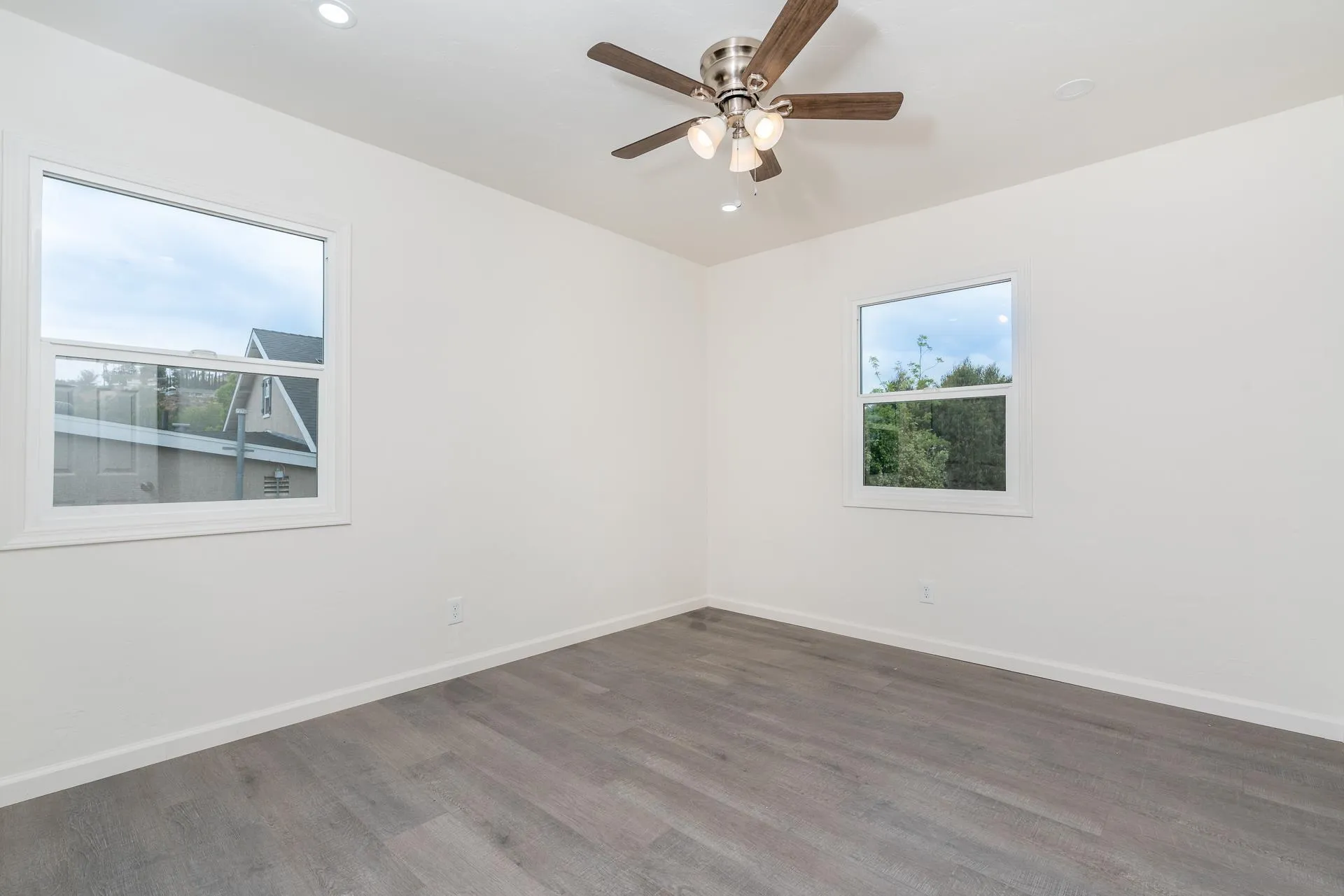 9208 Brookside Circle Spring Valley, CA 91977 - Photo 20 of 31 an empty room with a window and a fan