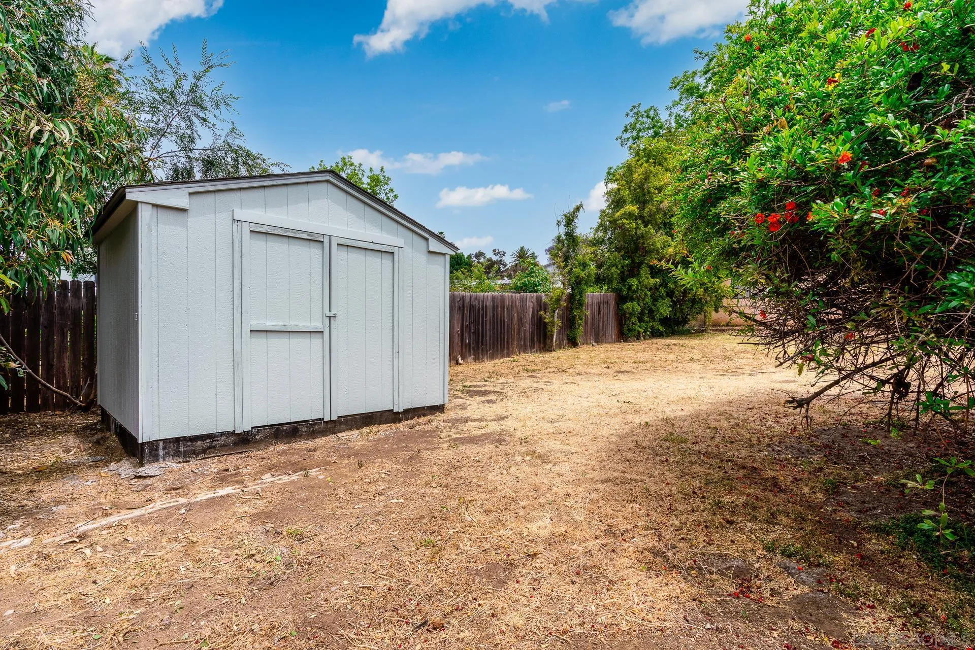 9208 Brookside Circle Spring Valley, CA 91977 - Photo 30 of 31 a view of a house with a yard