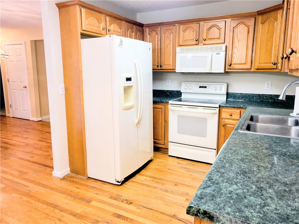 2000 Ridgeview Lane Seneca, SC 29678 - Photo 11 of 38 Gallery Image 11