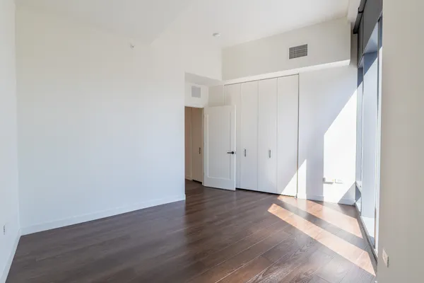 $6,752 | 350 North Canal Street, Unit 3304, Chicago, IL 60654