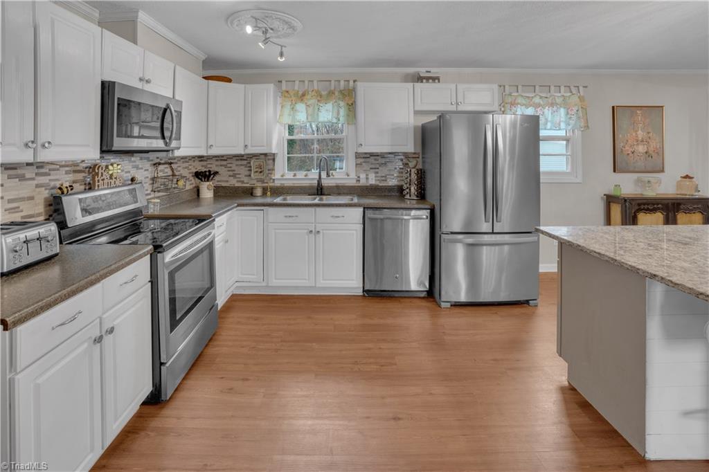 112 Elaine Street Trinity, NC 27370 - Photo 12 of 33