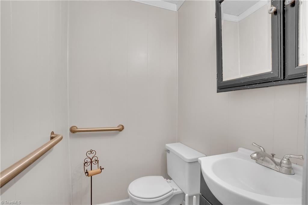 112 Elaine Street Trinity, NC 27370 - Photo 24 of 33