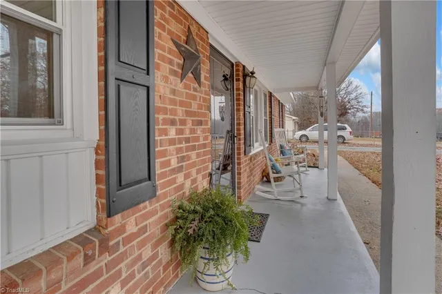 $259,900 | 112 Elaine Street, Trinity, NC 27370