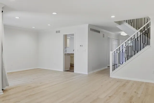 $440,000 | 30915 Timberbrook Lane, Bingham Farms, MI 48025