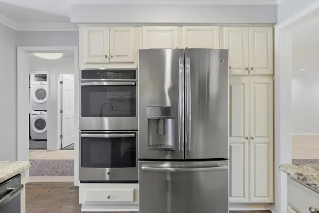 $440,000 | 30915 Timberbrook Lane, Bingham Farms, MI 48025