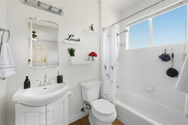 $1,175,000 | 29160 Harmony Way, Saugus, CA 91390