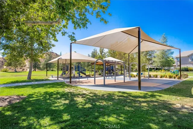 $1,175,000 | 29160 Harmony Way, Saugus, CA 91390