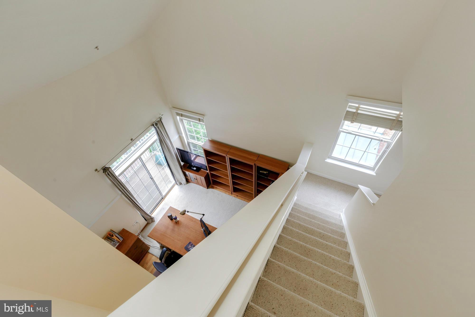 11874 Breton Court, Unit 12B Reston, VA 20191 - Photo 17 of 23 Interior (General)