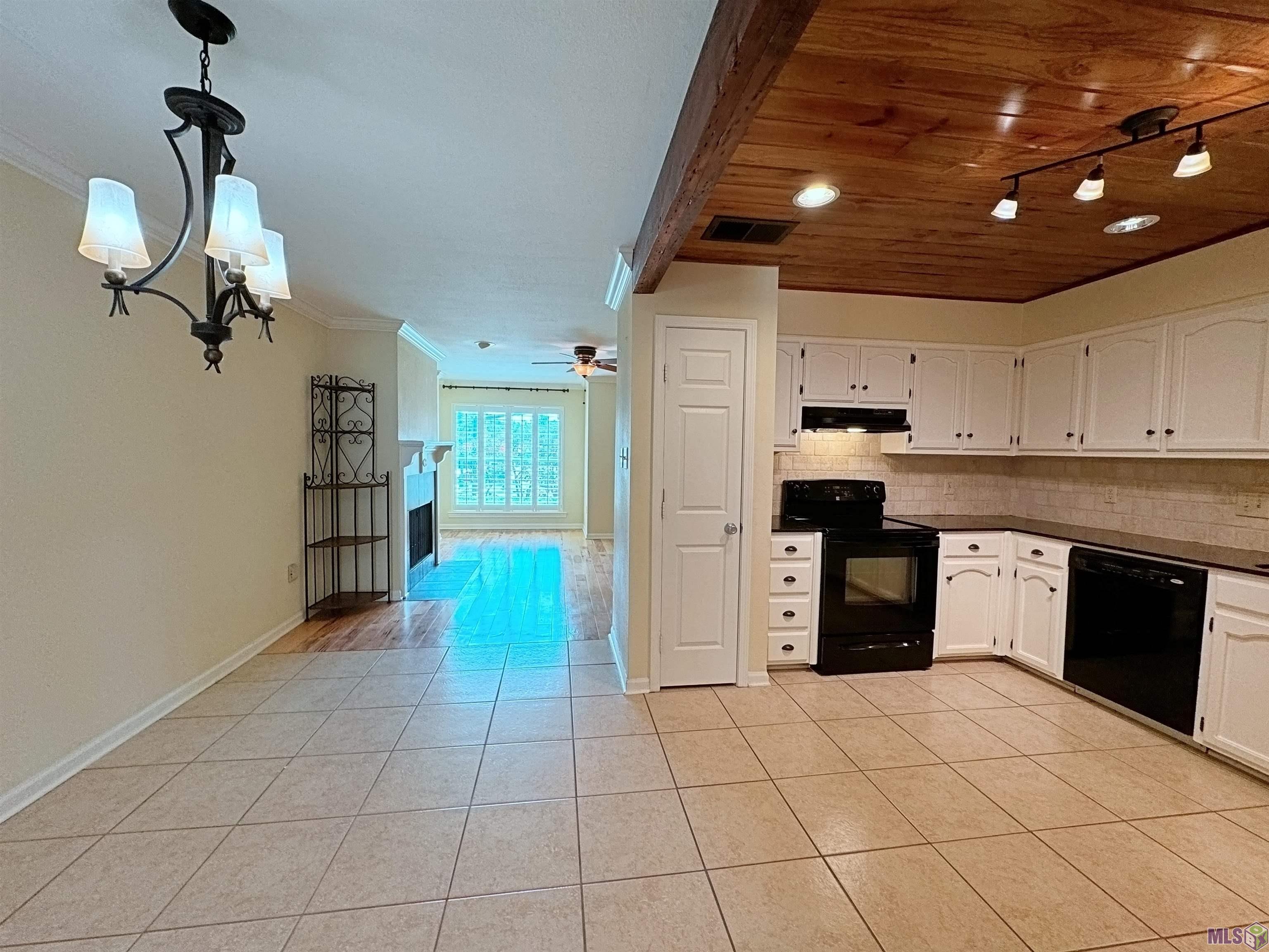 9925 Jefferson Highway Baton Rouge, LA 70809 - Photo 2 of 39