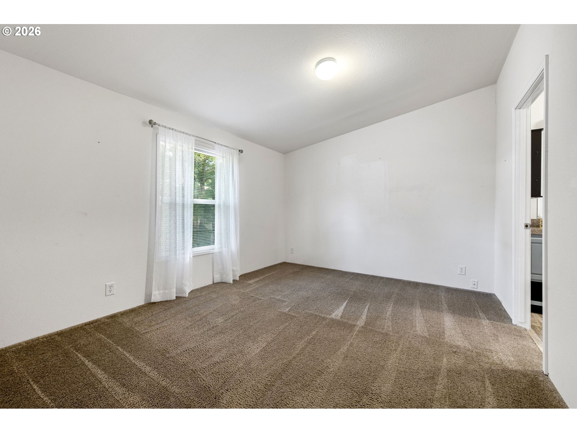 1475 Green Acres Road, Unit 132 Eugene, OR 97408 - Photo 14 of 47 Gallery Image 14