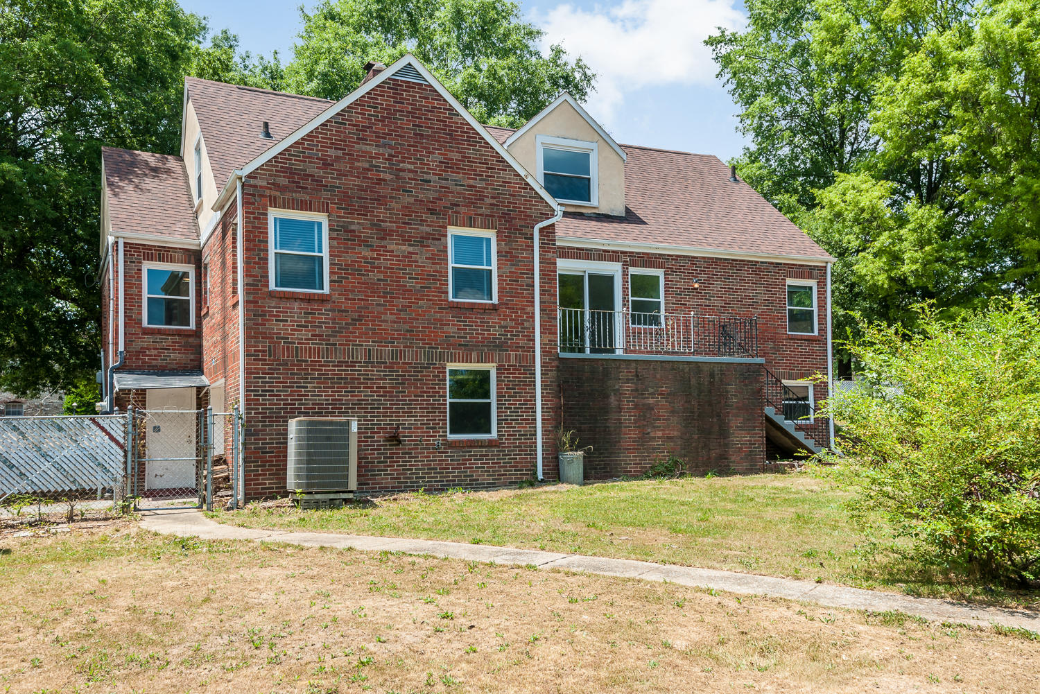 24 South Germantown Road Chattanooga, TN 37411 - Photo 8 of 31 24_S_Germantown_Rd_008