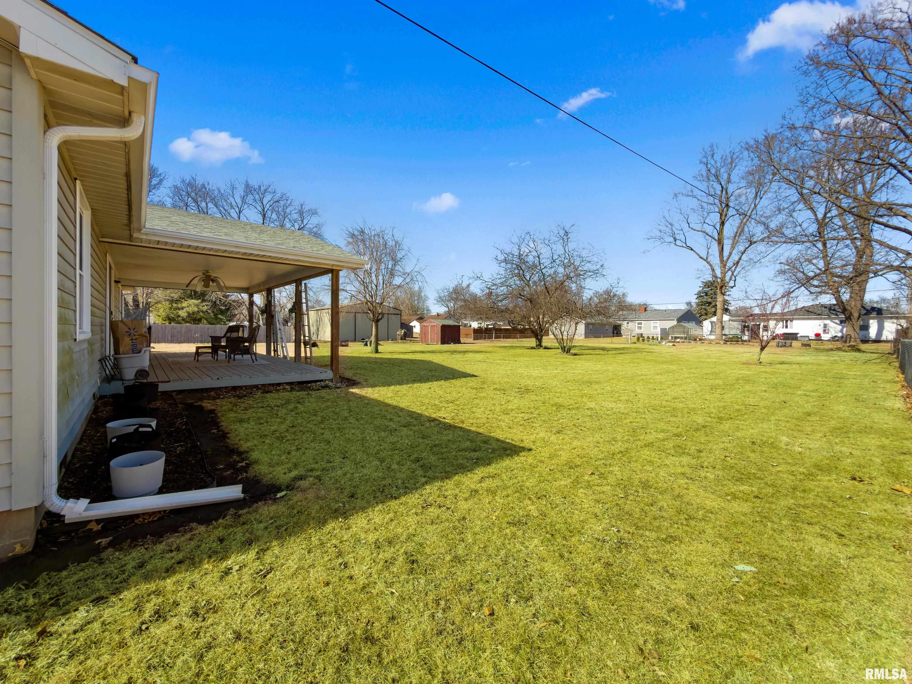 1227 East Locust Street Canton, IL 61520 - Photo 5 of 21