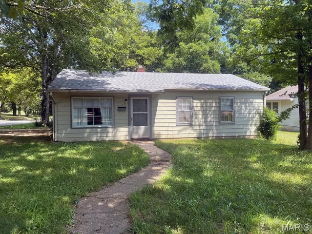 $97,000 | 408 4th Street, Doniphan, MO 63935