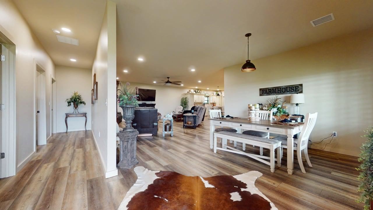 7577 North Pleasant View Road Ponca City, OK 74604 - Photo 4 of 27 Gallery Image 4