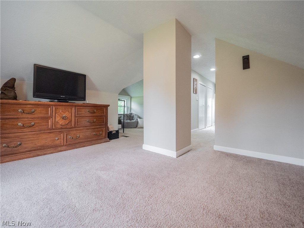10331 Broadview Road Broadview Heights, OH 44147 - Photo 26 of 32 Gallery Image 26