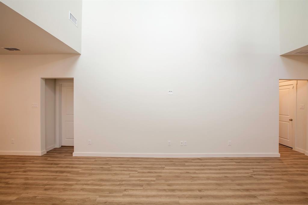 514 Weller Road McKinney, TX 75069 - Photo 8 of 39