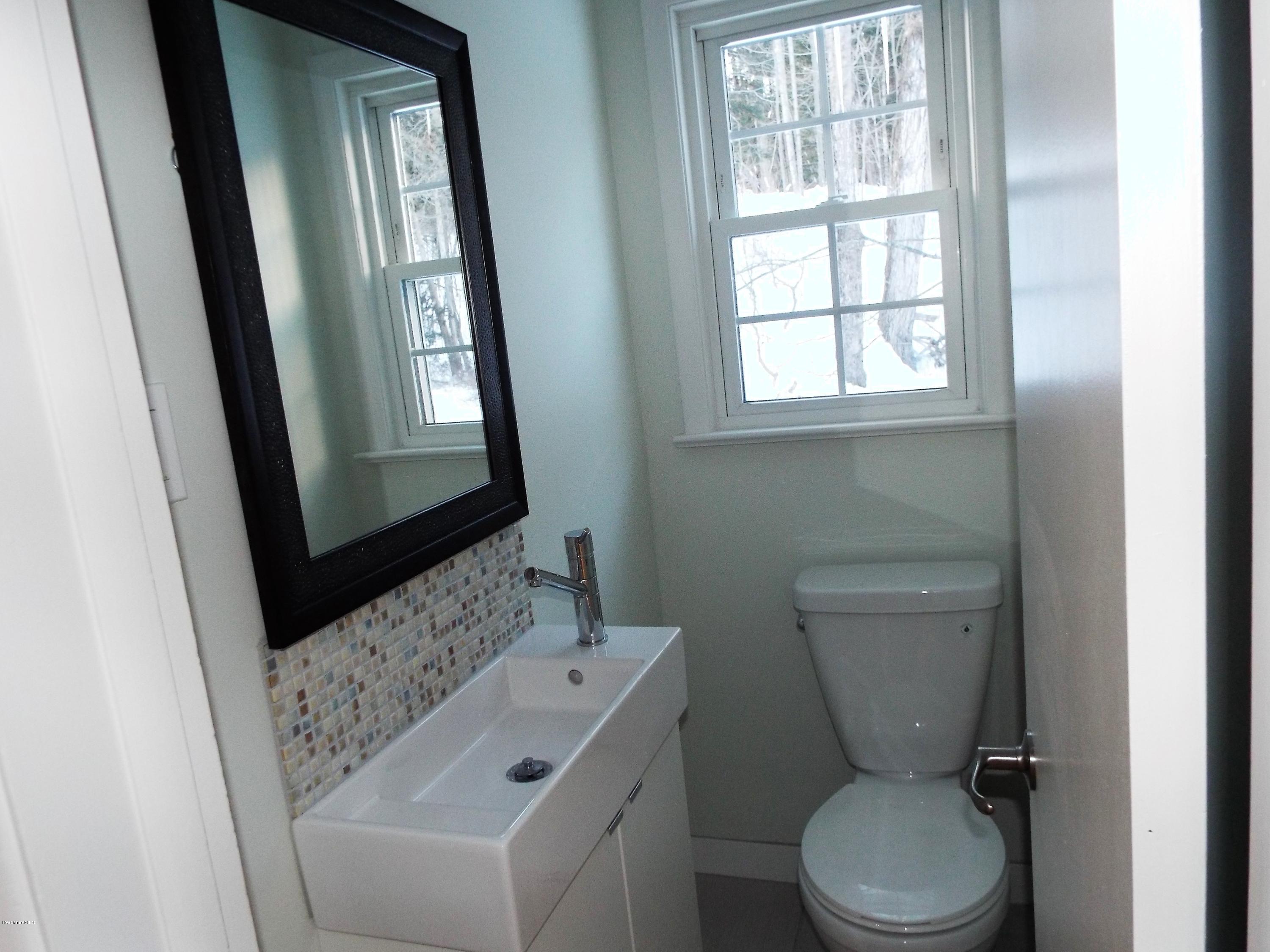 129 Partridge Road Pittsfield, MA 01201 - Photo 23 of 23 Half Bath