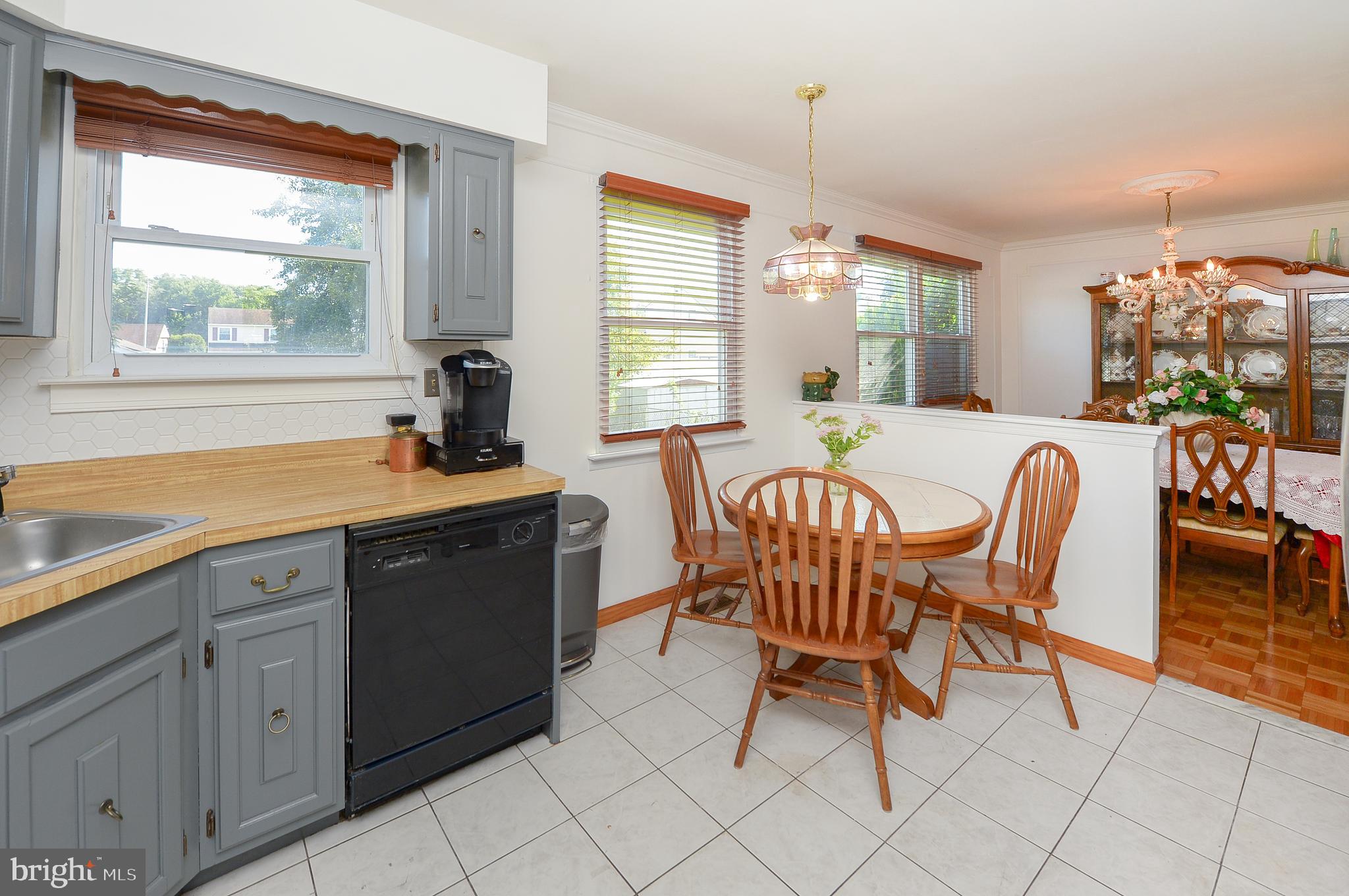 3621 Creamery Road Bensalem, PA 19020 - Photo 9 of 32 Eat-in-Kitchen with dishwasher