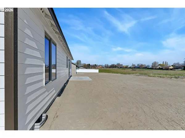 a view of balcony with city view